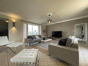 Location de vacances pour 10 personnes, avec jardin et piscine dans Roches-Prémarie-Andillé