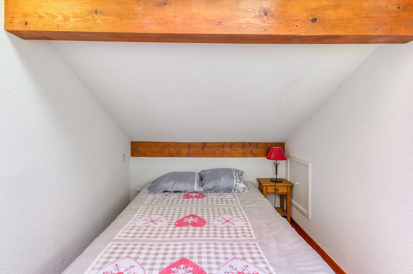 Ganze Wohnung, Appartement 'B3 Chamois' mit Bergblick, gemeinsamem Garten und Wlan in Le Bourg-d'Oisans, Les Deux Alpes