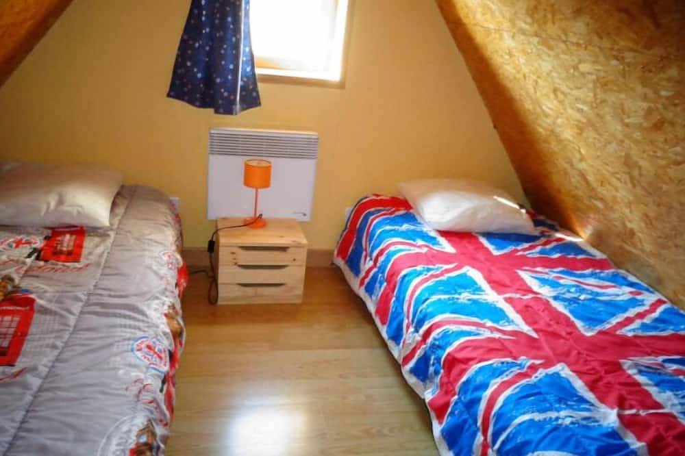 Lion d'or -Chalet sleeps 10 Vercors ski resort in Bouvante, Parc naturel régional du Vercors