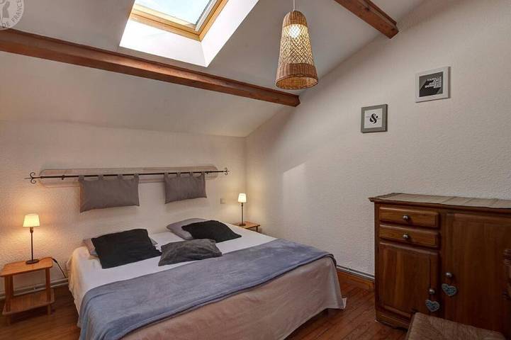 Gîte pour 6 personnes, avec jardin à Les Salles - 4