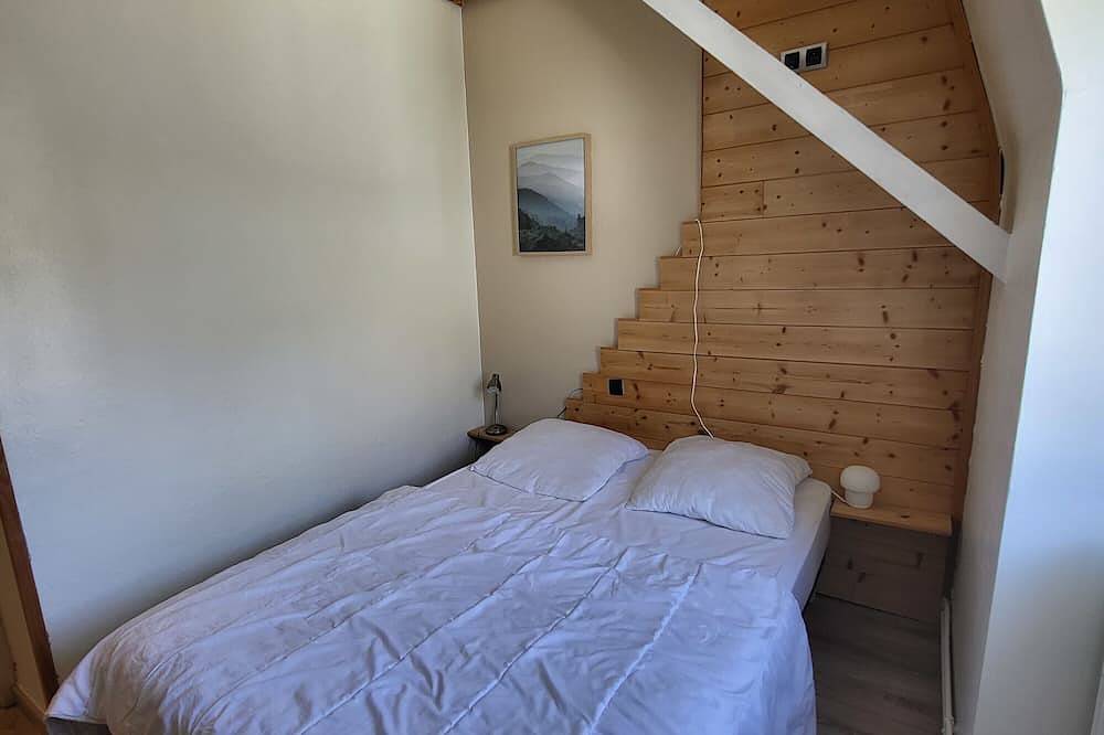 Entire apartment, Nid douillet 2ou4 p à St Pierre de Chartreuse in Saint-Pierre-de-Chartreuse, Isère