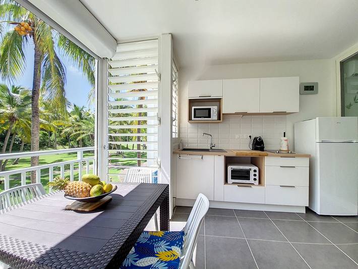 Studio pour 4 personnes, avec jardin et balcon