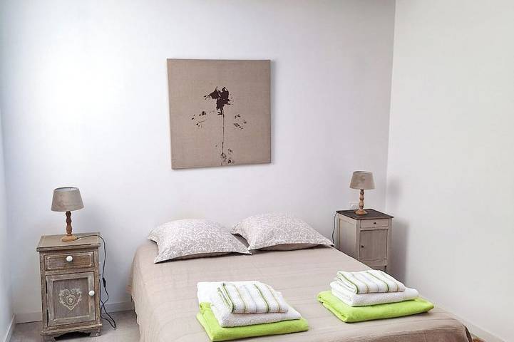 Location de vacances pour 4 personnes, avec jardin et terrasse à Cabannes - 2