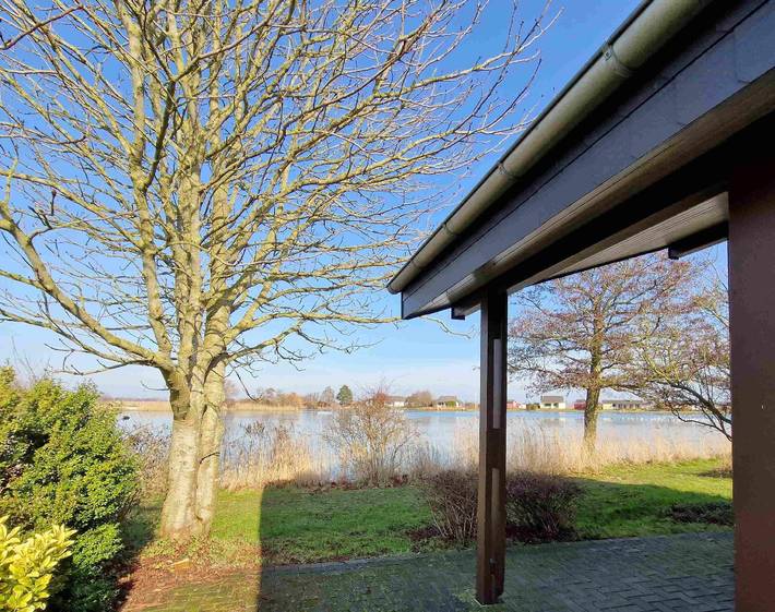 Ferienhaus für 4 Personen, mit Garten und Seeblick in Butjadingen