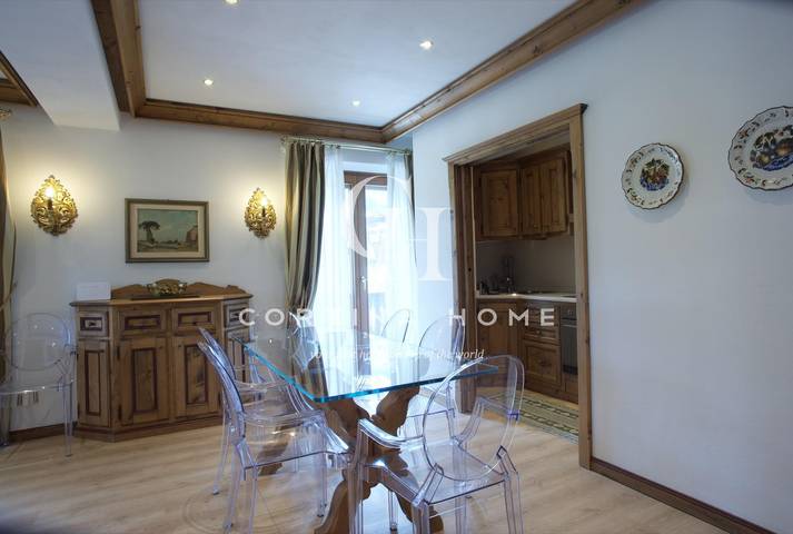 Ganze Wohnung, Ferienwohnung für 8 Personen mit Terrasse in Cortina d'Ampezzo, Dolomiti Superski
