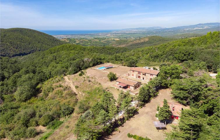 Casa vacanza per 14 persone a Sassetta