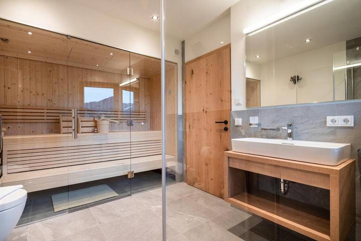 Ferienwohnung für 6 Personen, mit Sauna und Garten sowie Ausblick in Jochberg - 2