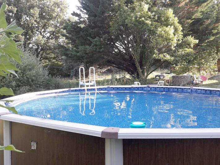 Location de vacances pour 4 personnes, avec vue ainsi que piscine et jardin à Saint-Michel-l'Observatoire - 4