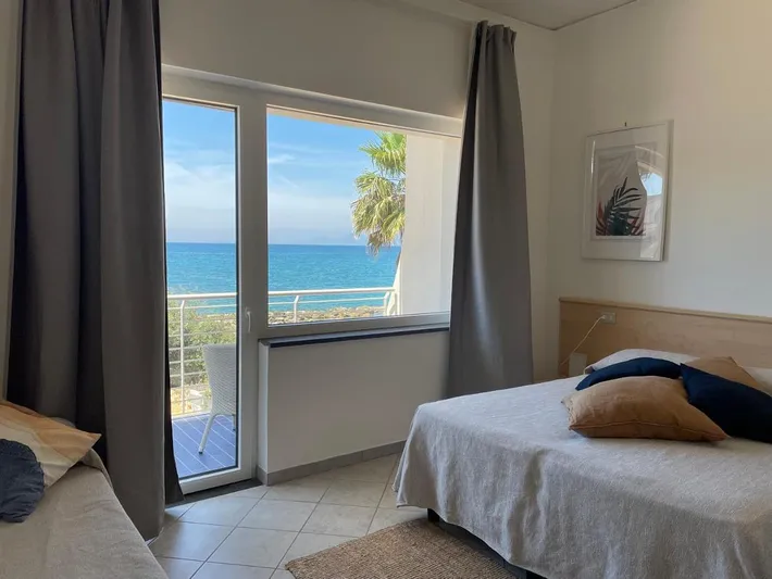 Hotel für 3 Personen, mit Pool und Garten - 1