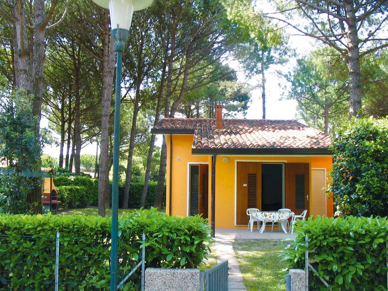 Bungalow mit Privatgarten und Klimaanlage  in Bibione, Venedig Provinz