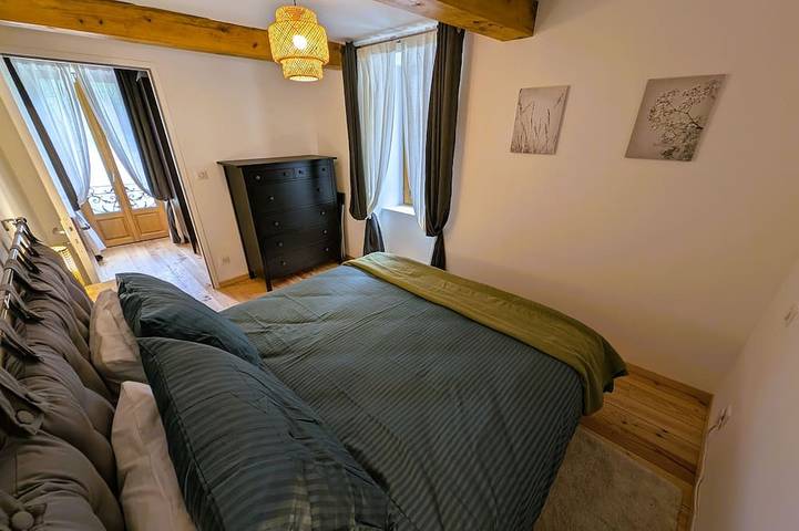 A cozy vacation rental with a breathtaking view of the mountains! in Couflens, Parc naturel régional des Pyrénées ariégeoises