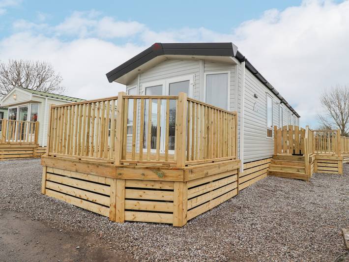 Caravan for 6 people, with garden in Lancashire