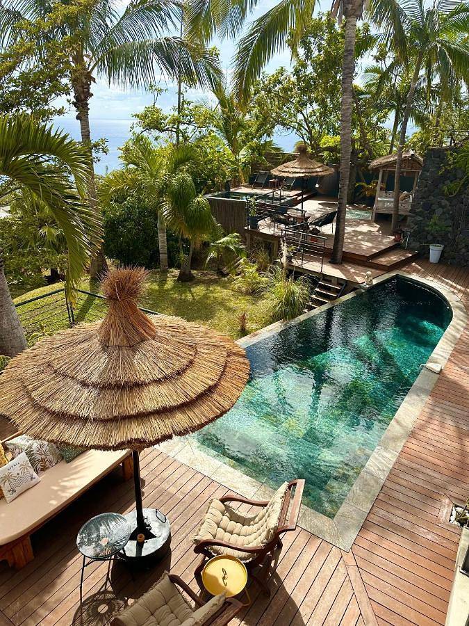 Villa pour 6 personnes, avec jacuzzi ainsi que jardin et piscine