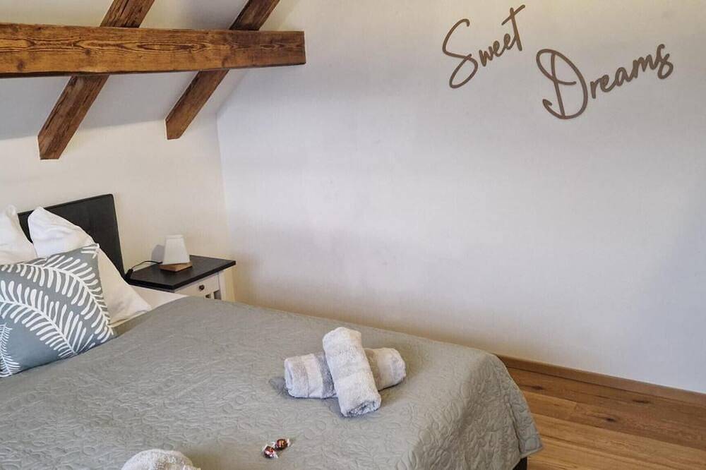 Landhaus Pool and Relax – Rustic Modern Retreat with Pool & Panoramic Views in Bruck an der Mur, Hochsteiermark