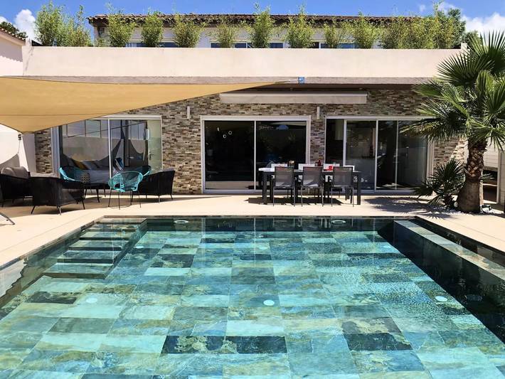 Villa pour 10 personnes, avec jardin ainsi que terrasse et vue à Sanary-sur-Mer - 2