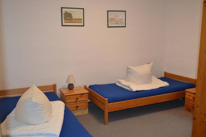 Ferienwohnung für 4 Personen, mit Terrasse und Garten in Oertzenhof - 2