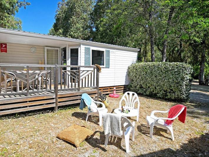 Camping für 4 Personen, mit Terrasse und Kinderpool in Calvi - 4