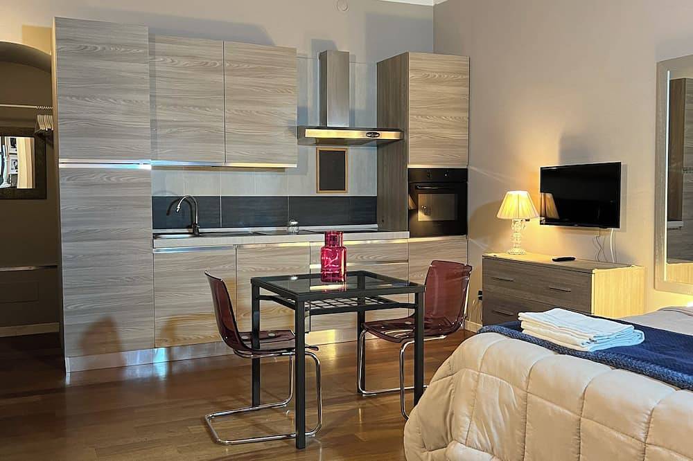 Ganze Wohnung, Cozy one-bedroom apartment with full kitchen in Piacenza, Piacenza Provinz