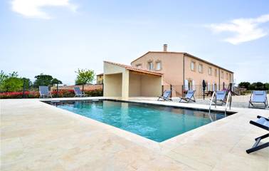 Maison De Vacances pour 22 Personnes dans Méjannes-le-Clap, Région d'Alès, Photo 1