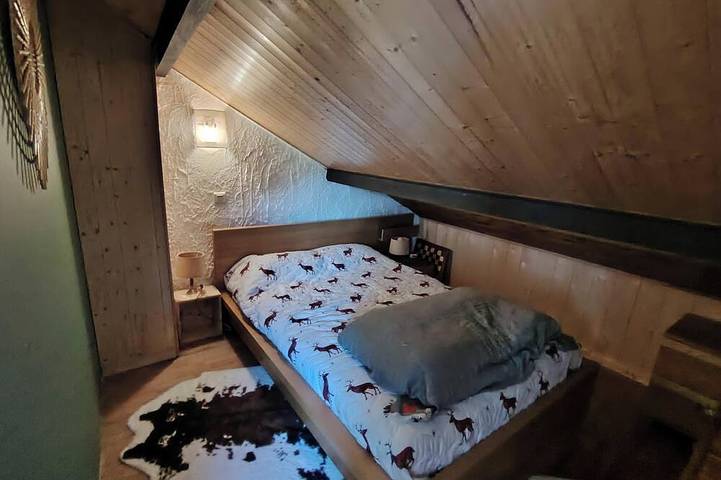 Gîte pour 8 personnes, avec terrasse et jardin à Montclar - 3