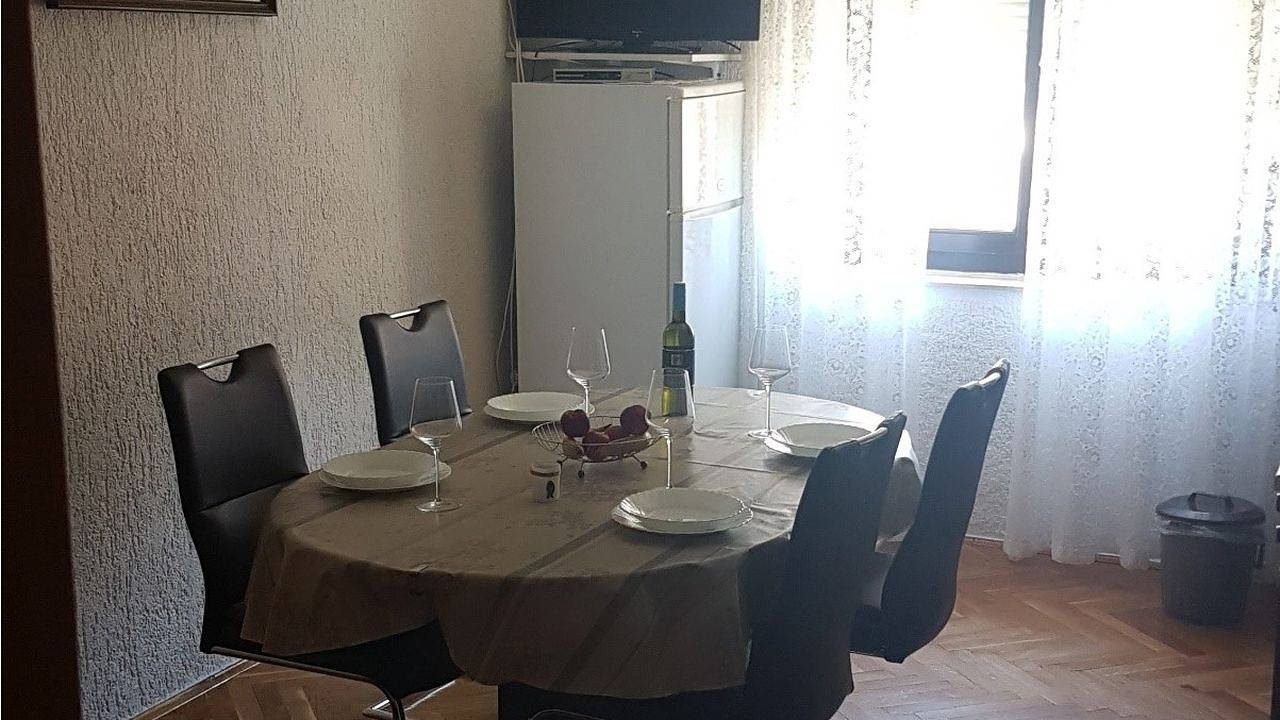 Ganze Ferienwohnung, Ferienwohnung für 6 Personen (44 m²) in Lopar in Lopar, Rab