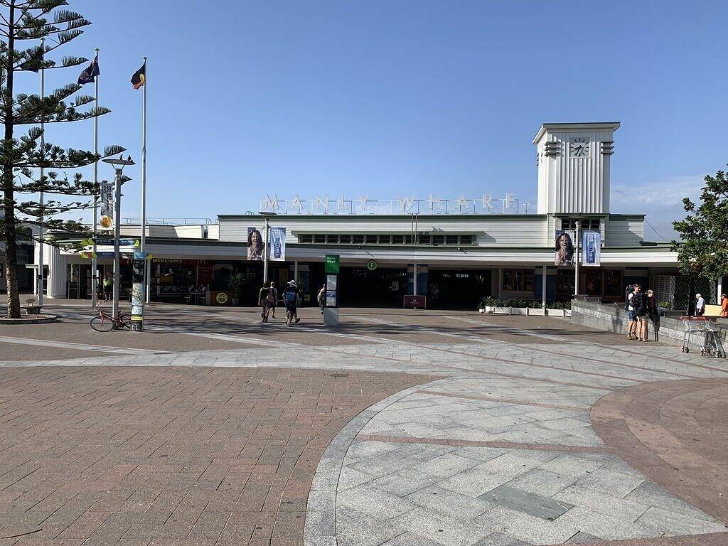 Ganze Wohnung, Designer Penthouse Overlooking Manly, the Ocean and Harbour in Sydney, New South Wales