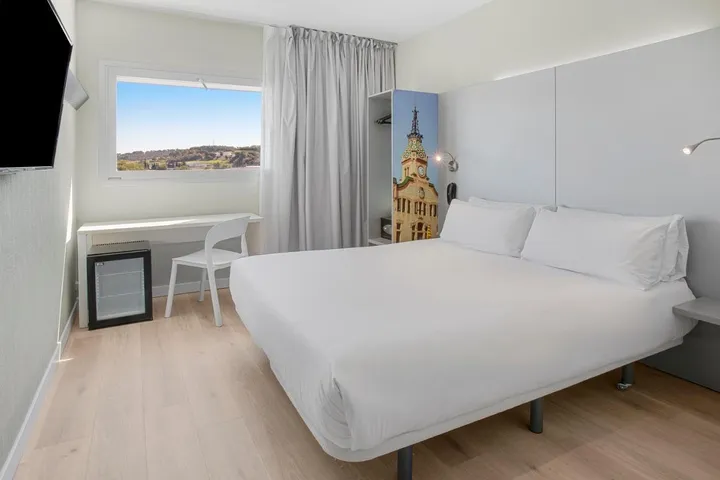 Hotel para 2 personas - 1