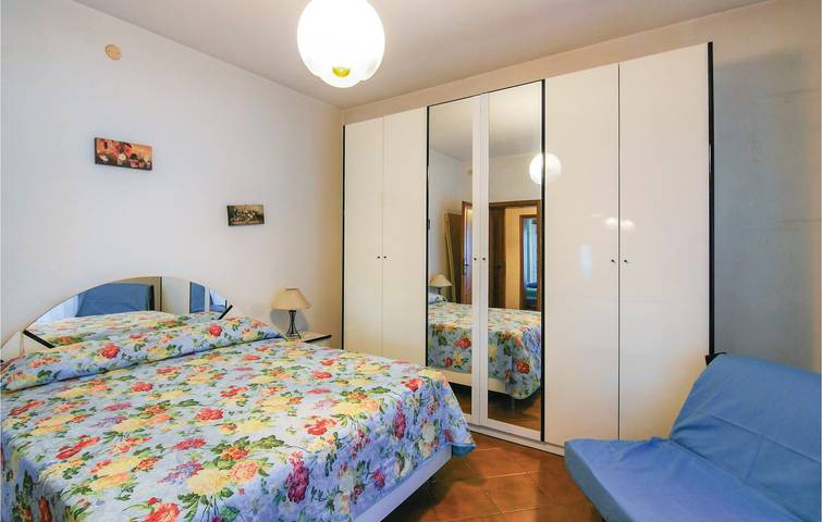 Appartamento Montignoso: Parcheggio, Giardino e Internet (130m²) in Montignoso, Riviera Toscana