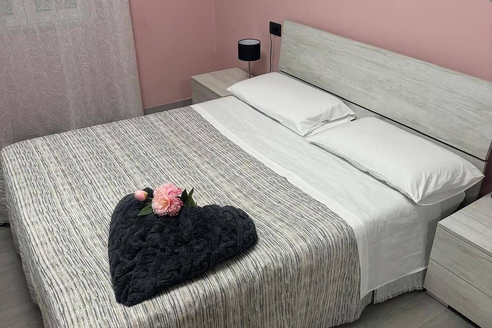 Entire apartment, Suite Dream Deluxe apartment, equipped with every comfort.  Great location. in Reggio Calabria, Reggio Calabria Province