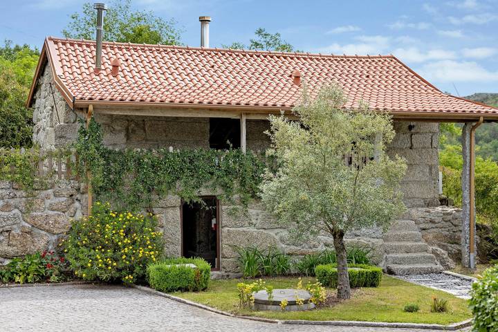 Casa de férias para 4 pessoas, com Varanda e Jardim em Fafe