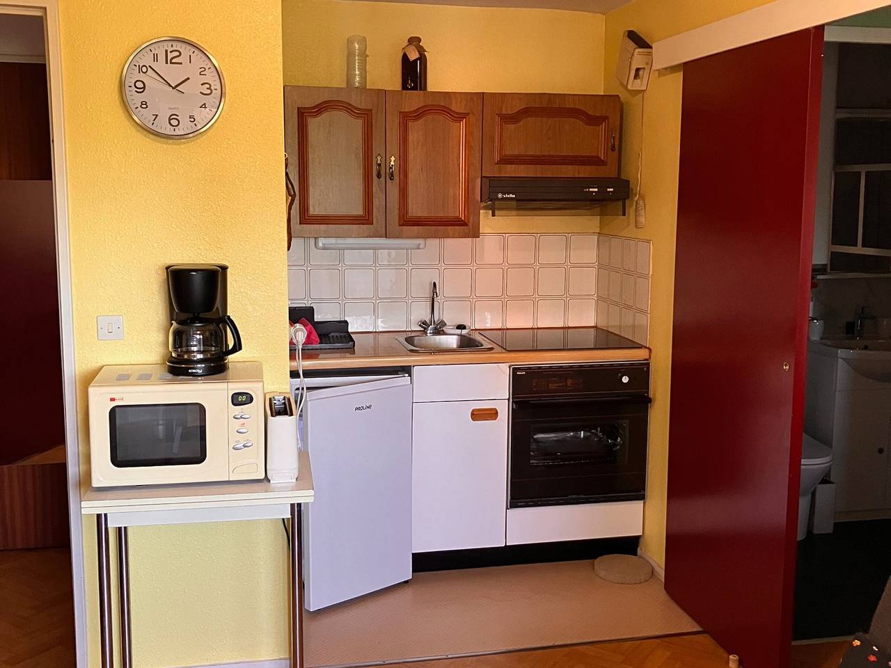 Ganze Wohnung, 2-Zimmer-Wohnung mit privatem Parkplatz, direkt am Strand in Villers-sur-Mer, Lisieux und Umgebung