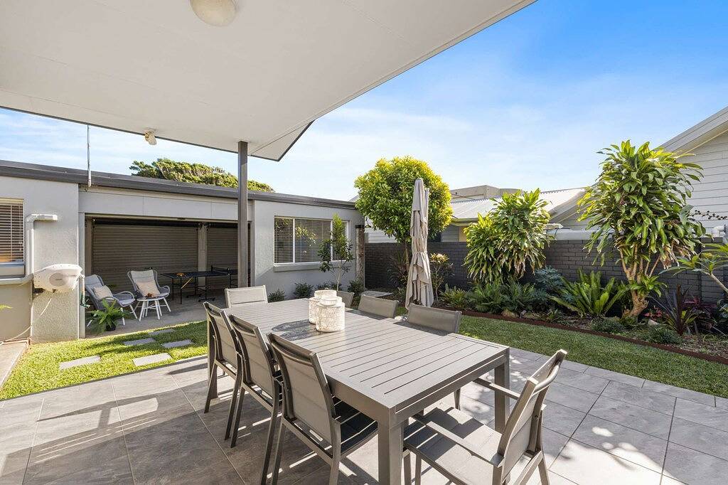 Sea Pine Cottage And Studio in Sawtell, New South Wales