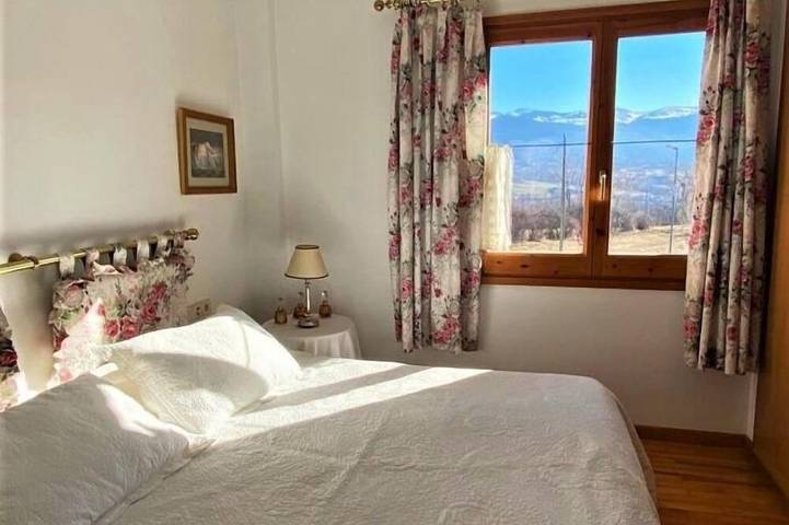 Appartement entier, Appartement 3 ch. Cheminée, Vues, Lac, Sèche-linge et Wifi in Puigcerdà, Cerdanya
