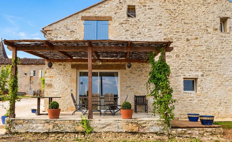 Villa pour 8 personnes, avec terrasse ainsi que piscine et jardin en Midi-Pyrénées - 2