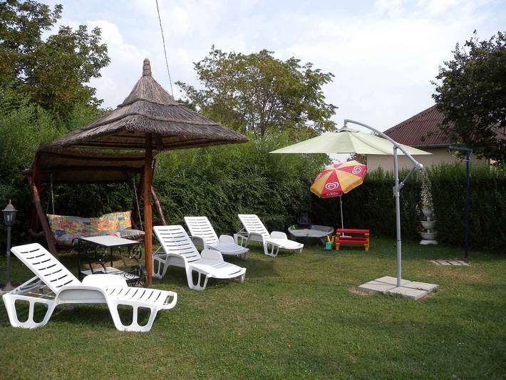 Ferienhaus für 8 Personen, mit Balkon und Garten in Ungarn