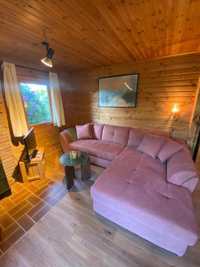 Gemütliche Hütte im Grünen in Dammbach, Spessart-Mainland