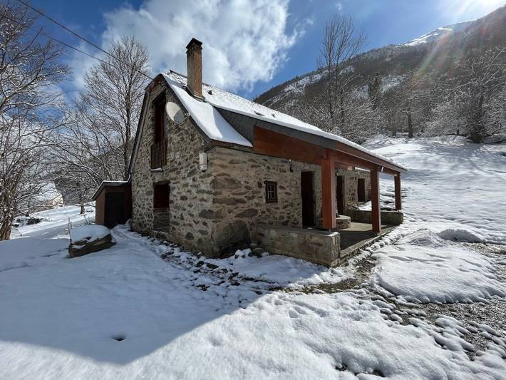 Gîte pour 8 personnes, avec jardin et terrasse à Estaing - 2