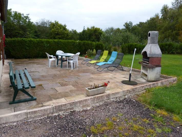 Ruhiges Ferienhaus im Morvan, Haustiere erlaubt, privater Parkplatz in Saint-Agnan, Naturpark Morvan