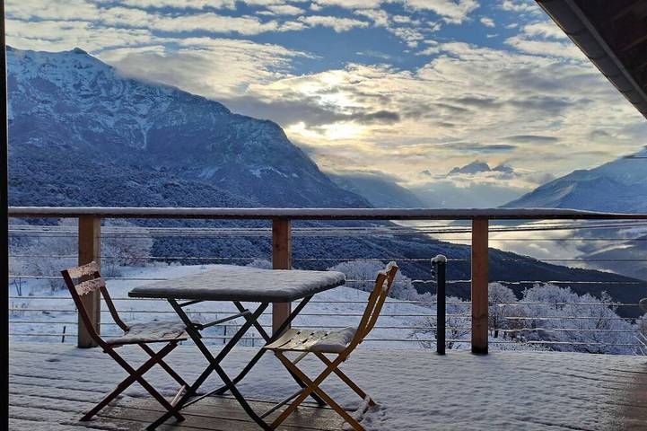 Gîte pour 5 personnes, avec balcon à Pontis