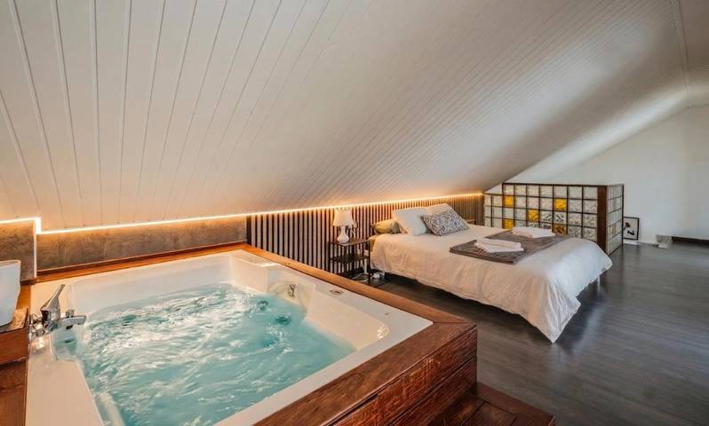 Casa de vacaciones para 6 personas, con terraza y jacuzzi - 1