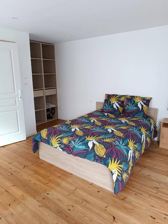 Gîte pour 3 personnes à Saint-Vincent-Sterlanges - 4