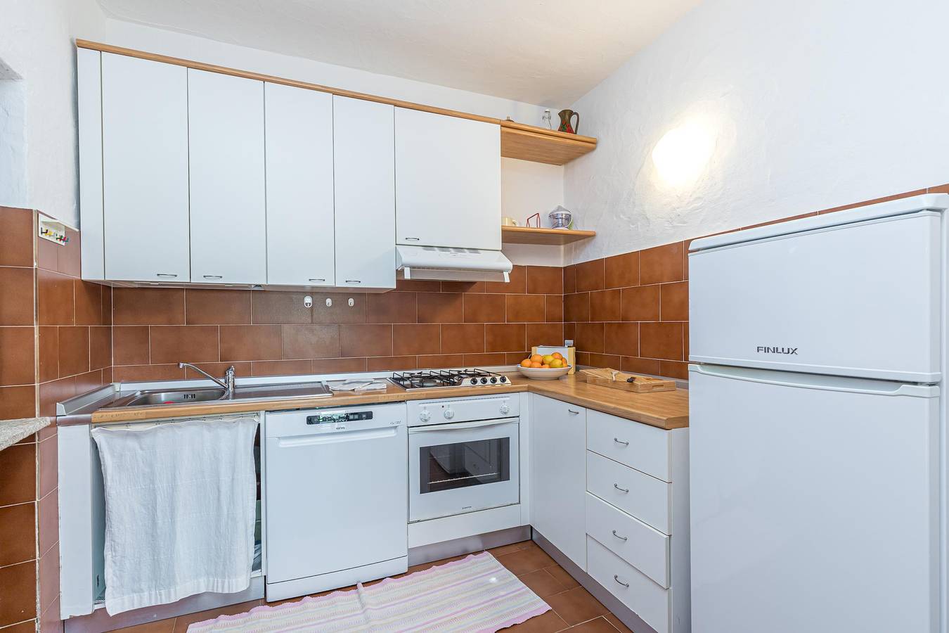 Appartamento intero, Erica Piano Terra 150m From the Beach in Baia Caddinas, Golfo Aranci