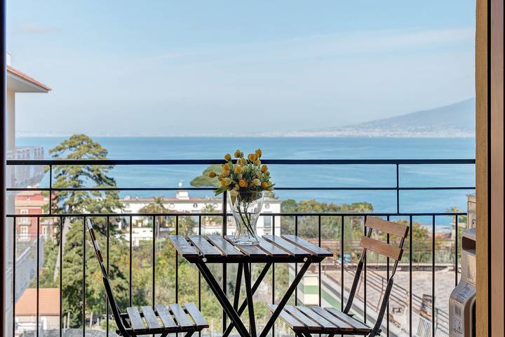 Appartement entier, Appartement « Sorrento Luxury Blue » avec vue mer, Wi-Fi et climatisation in Sorrento, Sorrento Coast