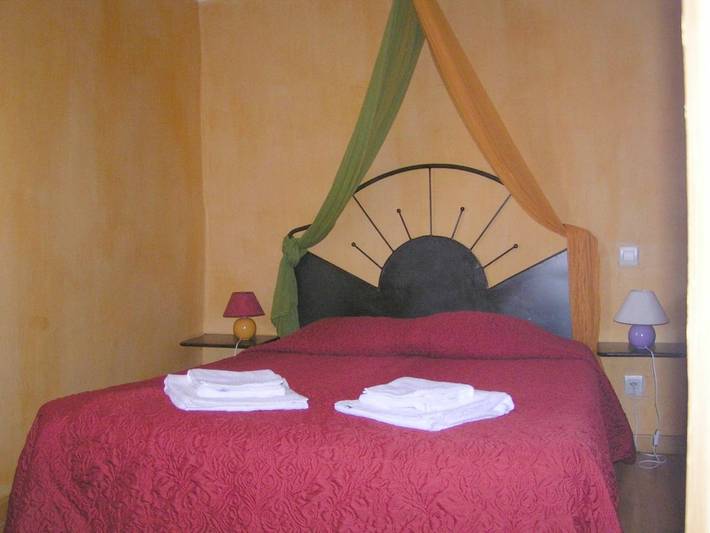 Hôtel pour 2 personnes, avec terrasse, animaux acceptés à Salavas - 3