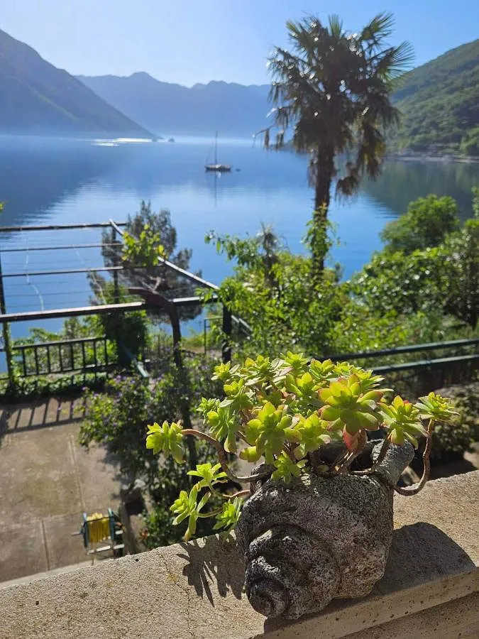 Ferienwohnung für 6 Personen, mit Ausblick und Garten - 1