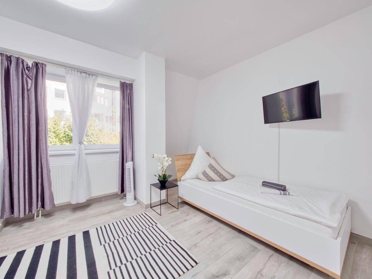 Single Room with Private Bathroom in Reinickendorf, Berlin