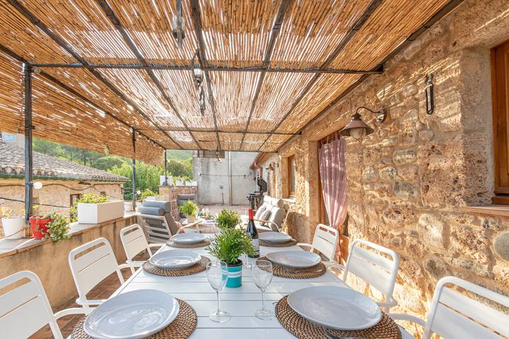 Casa rural para 8 personas, con jardín y terraza en Pirineo Catalan