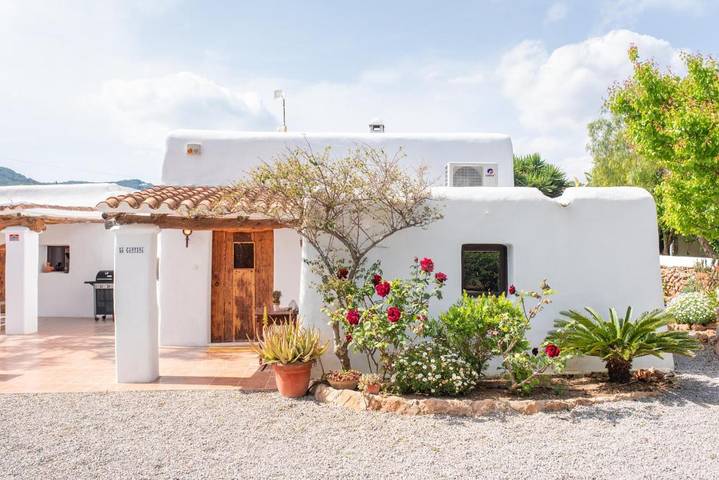 Casa rural para 8 personas, con Terraza además de Jardín y Piscina en Sant Jordi de ses Salines - 2