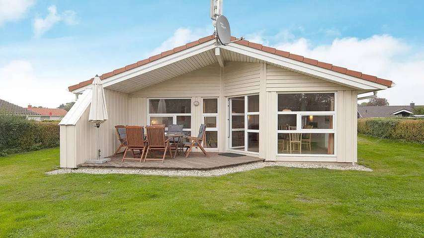 Ferienhaus für 7 Personen, mit Whirlpool und Terrasse sowie Garten in Lensterstrand - 2