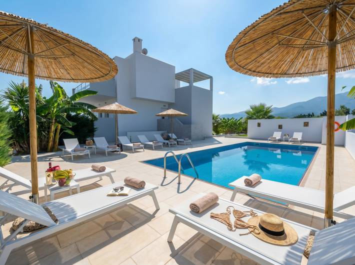Lilu Villa 2 mit privatem Pool und Meerblick in Tigaki, Kos